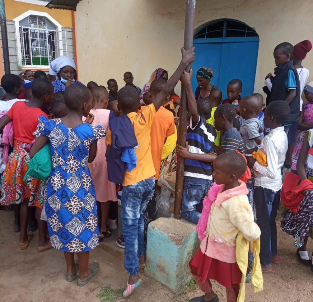 #fradaki Distributing clothes to the Sunday School Children after the Church service